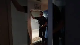 Policeman Asks Suspect For His Wii Sports LVL 💀