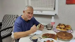 Дождь изменил наши планы. Печем пироги