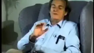 Richard Feynman speaks about the Atoms