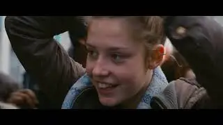 Жизнь Адель - студенты на профсоюзном митинге