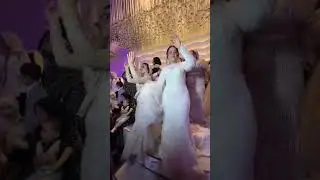 العروسه الفرفوشه وفرحتها مولعه الدنيا ❤️🙈👰