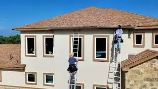 Interested in our seamless gutter installation process? Check this out!✔️