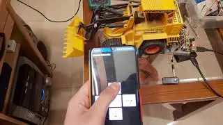Bluetooth Controlled Bot using Arduino and custom app made from Android Studio