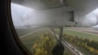 Посадка Ан-24 а/к Ижавиа в Екатеринбурге (Кольцово)