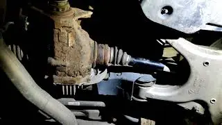Removing the rear differential on a BMW X5 E70