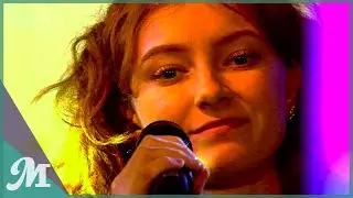 Froukje zingt live in de studio: ‘Ik Wil Dansen’