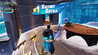 obi-wan uses the force and his lightsabor to win battle royal