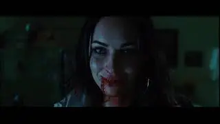 Sexy Hot Girls in horror movies