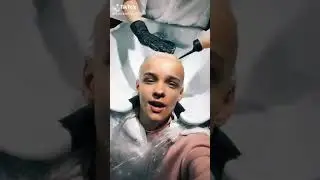 Крашусь в жёлтый цвет