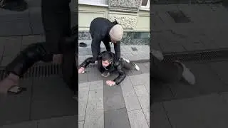 ПАША ТЕХНИК НА УЛИЦЕ В КРОВИ