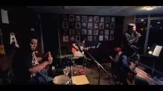 AZMIL - Nyawaku ( LIVE Acoustic 2015 )