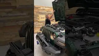 Jeep Wrangler 4xe 2.0L Turbo Oil Change In Less Than One Minute