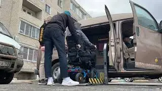 Шейник, дцпшник и смашница едут на панк концерт!