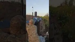 Украинцы тролят русских солдат. Русский Иван сдавайся!