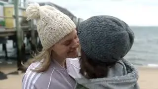 Jackie & Leslie 💋 Lesbian kiss_IPnpX8tUoaI #000