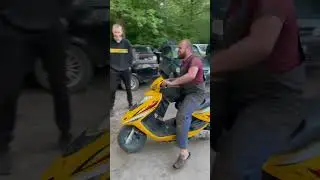 Андрюха может #топ #автосервис #стантнаскутере