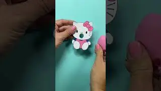 🐱 HELLO KITTY con un CHICLE 