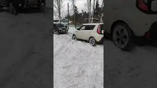 Зимой без полного привода нельзя. 