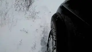 На УАЗ Патриот по мокрому снежку.