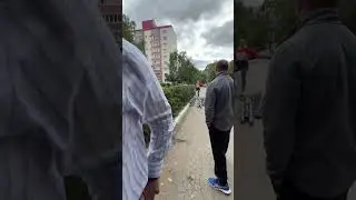 Убираем незаконно установленный забор.