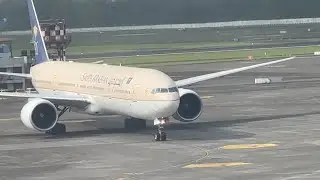 Saudia Flight in Mumbai Airport in India || Saudi Airline flight landing and takeoff