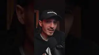 IL MANGE L'OREILLE DE SON ADVERSAIRE !!!