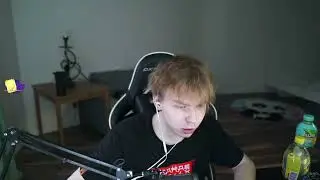 СИДИТ С МОЕЙ ДЕВУШКОЙ ИГРАЕТ(СТРОГО)