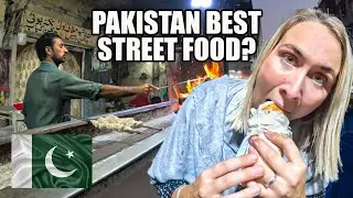ULTIMATE Pakistani Street Food Tour in Lahore, Pakistan 🇵🇰  (Gawalmandi Food Street) اردو سب ٹائٹلز