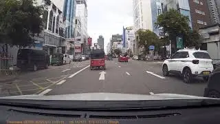 Alive since I vowed not to kill animals today - Uber Eats rider has a near miss