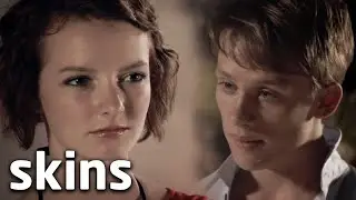Franky Ditches Matty For Luke | Skins