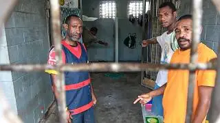 The Gangs of Papua New Guinea