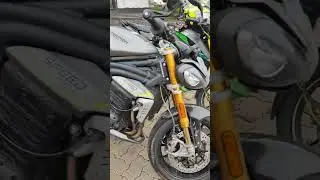 Coffee Day Meet NS Pulsar Vs  Speed Triple RS #triumph #mathijamster #pulsar #speedtriplers