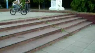 Martin 360º en la escalera de la plaza
