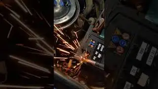 Is it possible to start a car with a welder?