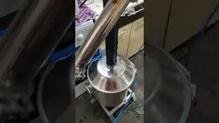 Сегодня будет весело. Самогон с самого утра