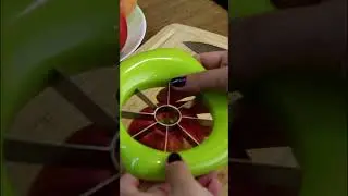 Пышная Шарлотка с яблоками! #shorts