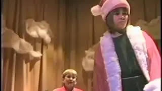 Joey's a Grinch