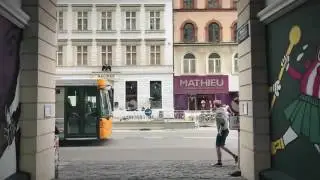 ambient media - Amnesty International  Bus Tank