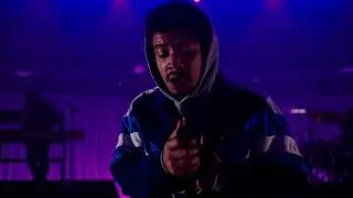Raleigh Ritchie - Stay Inside (Live from the O2)