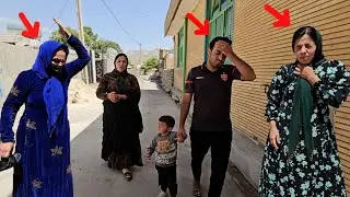 Asghar's middle foot: Trying to save a cobra from Qasim's wife