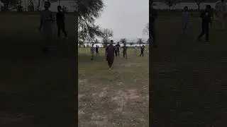 shafiullah khan bowling in kamar mashani. 