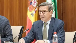 El consejero Jorge Paradela detalla las medidas para impulsar la industria naval en Andalucía