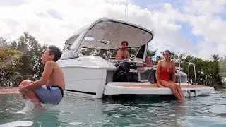 Aquila 32 | Sport Power Catamaran | Day Boat | Sport Boat | First Generation