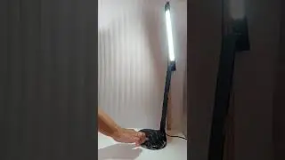 Настольная лампа LUXEL TL-01B/W, демонстрация размеров и работы