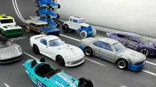 Hot Wheels 2025 Mainline New Model SNEAKS with the HW Design Team