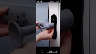 Силиконовый чехол с присоской на дверную ручку  #shorts