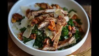 Low-Calorie Chicken Kale and Walnut Salad