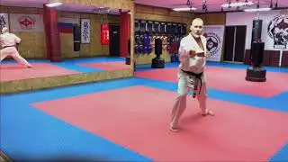 Ката "Пинан Соно Ён"