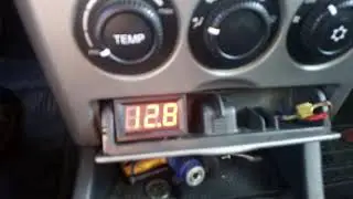 Подключение вольтметра в приору