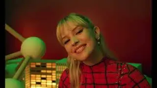 Angèle - Bruxelles je t'aime [ CLIP OFFICIEL ]